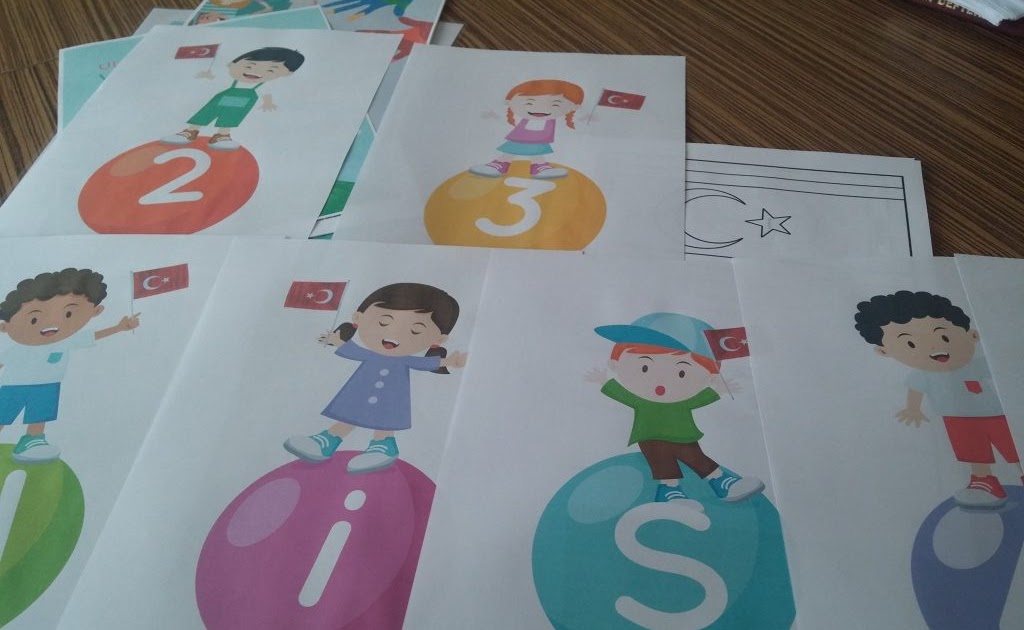 Sınıf Süsleme örnekleri Nisan Ulusal Egemenlik Sınıf Süsleme örnekleri
