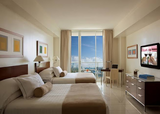 Luxury Hotel «The Ritz-Carlton Coconut Grove, Miami», reviews and photos, 3300 SW 27th Ave, Miami, FL 33133, USA