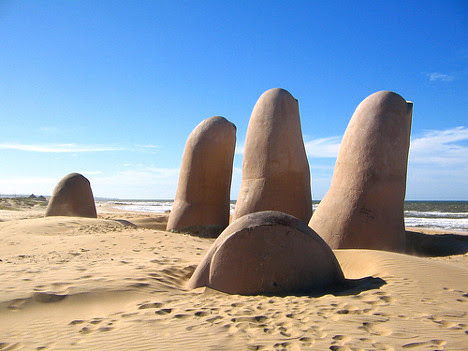 monumen gambar tangan the drowned, monumen bersejarah, bangunan mengerikan, arsitektur tingkat tinggi, karya mengaguman, tempat mengerikan