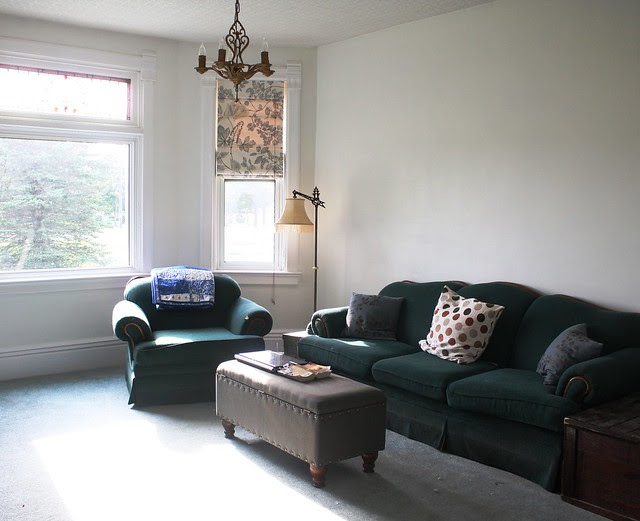 para paints white cliffs of dover living room