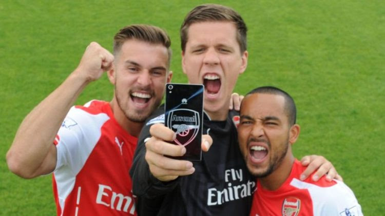 Huawei Ascend P7 Arsenal FC