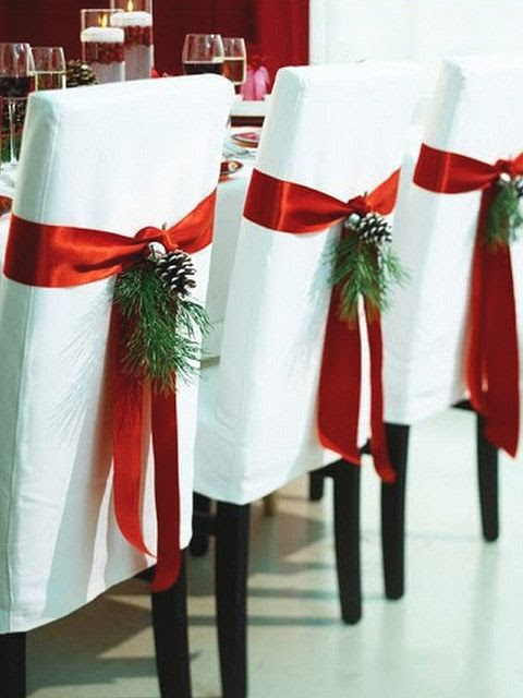 Nice Addition to Christmas table -Add matching centerpiece to complete the look! etsy.com/shop/writewordbyrosalinda