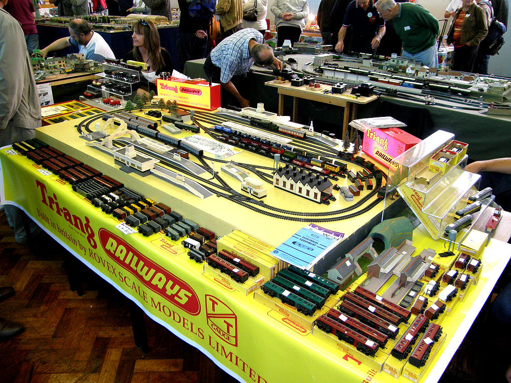 learn-tt-scale-model-trains-for-sale-mualsambel