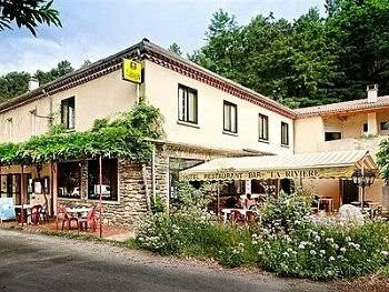 Hôtel Restaurant La Rivière à Saint-Michel-de-Dèze