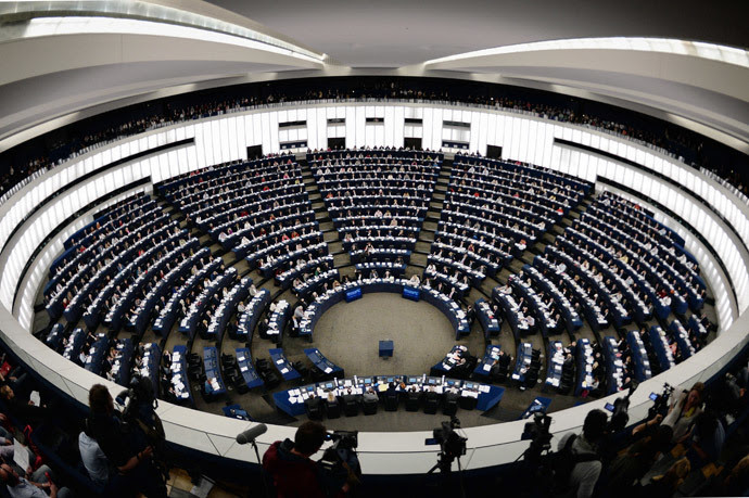 Members of the European Parliament vote during the last plenary session before May 25 elections on April 15, 2014 at the European Parliament in Strasbourg, eastern France. (AFP Photo / Frederick Florin)