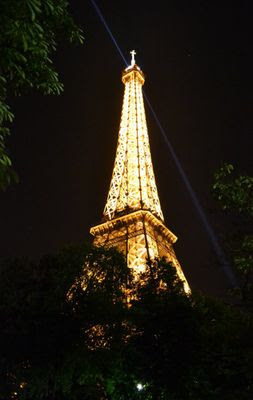 Eiffelatnight