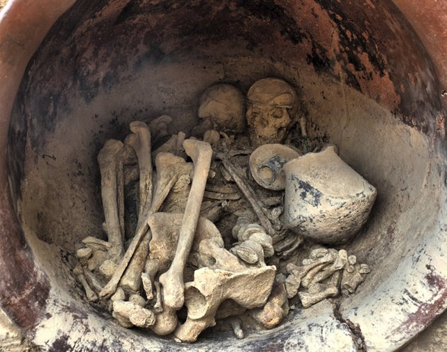 Ajuar funerario en La Almoloya