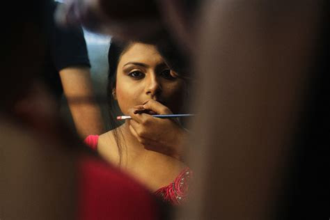 Vimal Chandran Candid wedding & Lifestyle photographer Vimal Chandran Candid wedding & Lifestyle photographer