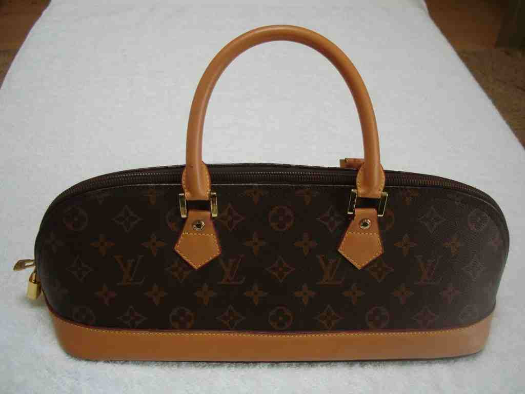 Prada Bags: What Are Louis Vuitton Bags Made Of