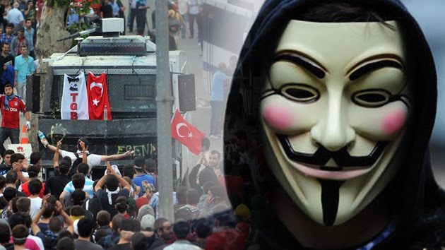 Anonymous se une a los manifestantes para "poner al Gobierno turco de rodillas" Anonymous se une a los manifestantes para "poner al Gobierno turco de rodillas"