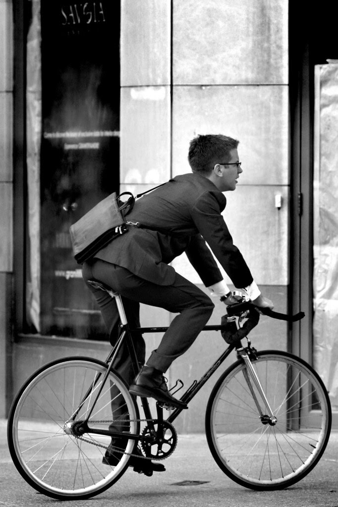 8985 suits ride fixies too!