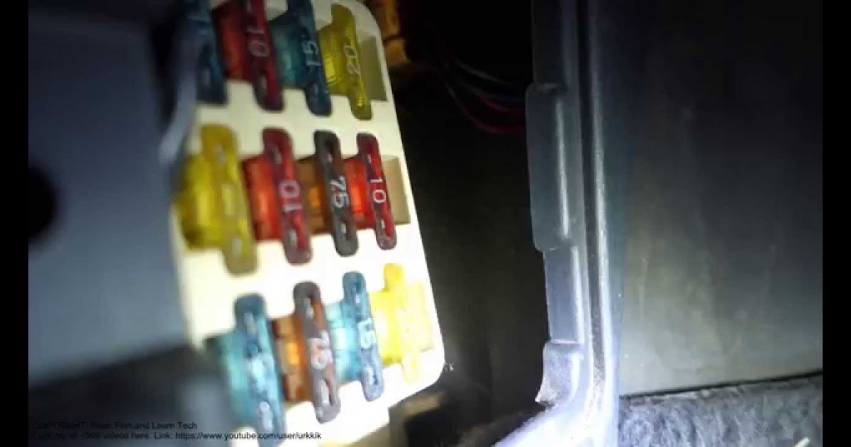 2004 Toyota Corolla S Fuse Box