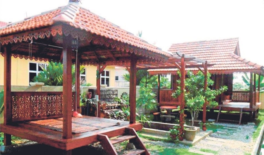 Deko Laman Rumah Kampung - Inspirasi Dekorasi Rumah