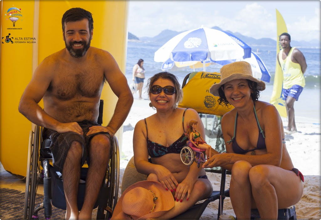 Adivinha que nós encontramos por lá? O Eduardo Câmara, do blog Mão na Roda! À minha direita, Marta Alencar e Tina Descolada, minhas grandes companheiras nesta e em outras aventuras por aí...