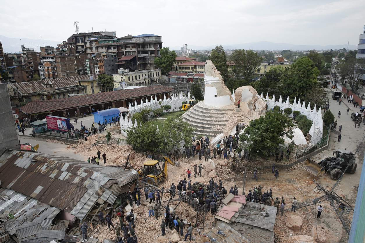 Avant: Tour Bhimsen Tour, Katmandou