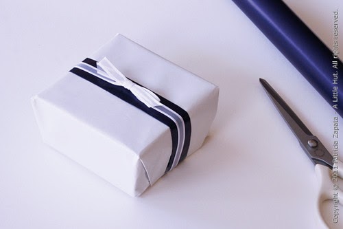 Patricia Zapata: simple idea: gift wrapping with double-sided paper - A  Little Hut