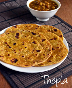 Gujarati Thepla Masala Roti Recipe