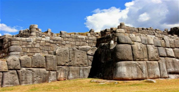 Sacsayhuaman