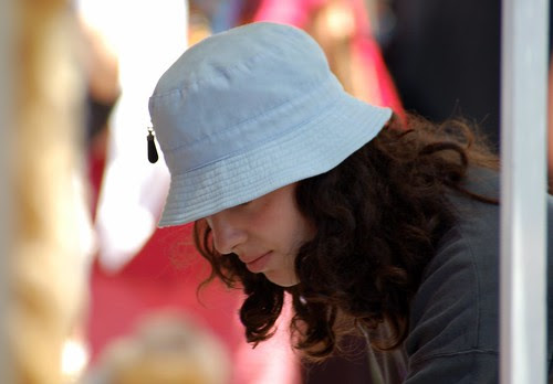 L in the bazaar