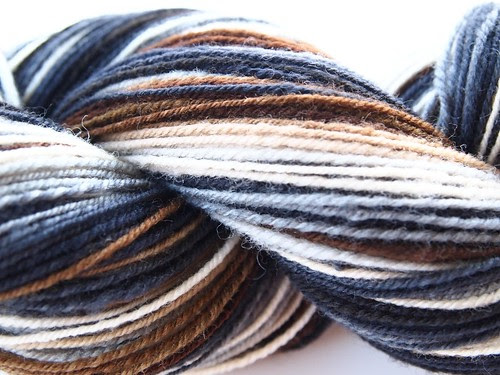 Wildhare-Lithos-4oz sw wool top-318yds-chain plied