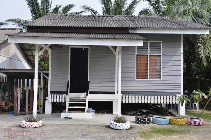 Warna Rumah Kayu Cantik