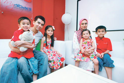 Kisah Irfan Khairi dan keluarga photo Kisah Irfan Khairi dan keluarga image