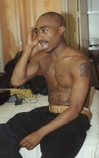 tupac shakur no shirt