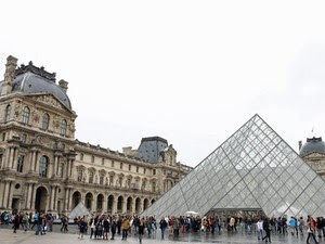 Museu do Louvre, em Paris (Foto: Ana Carolina Peliz/Especial para o G1)