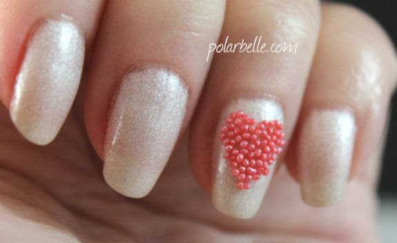 http://i257.photobucket.com/albums/hh215/ragamu/polarbelle/CaviarBeadNailSticker1.jpg