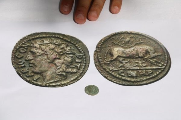 Troya savaşını başlatan Paris için basılan sikke bulundu