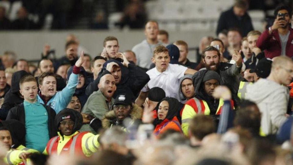 West Ham Hooligans : West Ham Vs Chelsea Violence Seven Arrested As