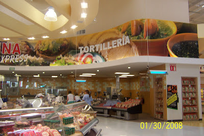 Hello from Yakima: New grocery store opens in Mazatlan