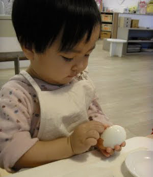 Peeling an Egg