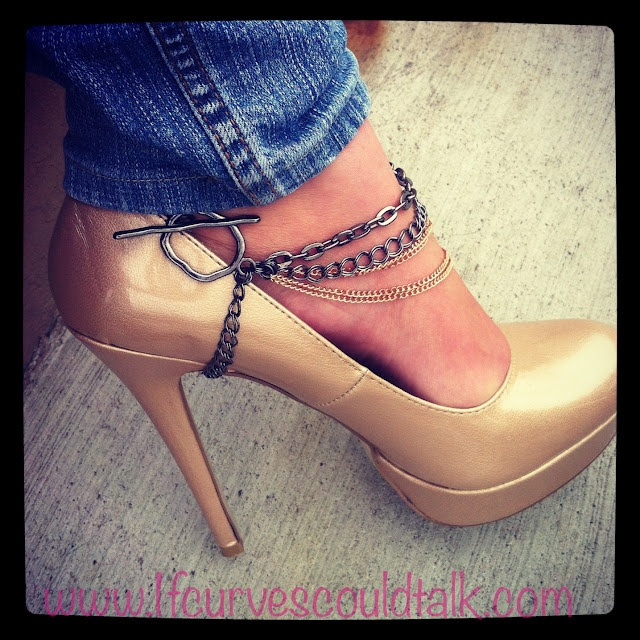 http://www.pinterest.com/pin/58828338857186521/ So cute- shoe jewelry