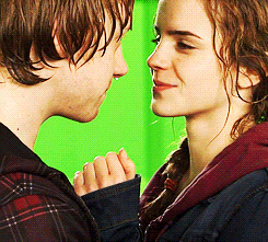 Hermione kiss and ron Why Ron