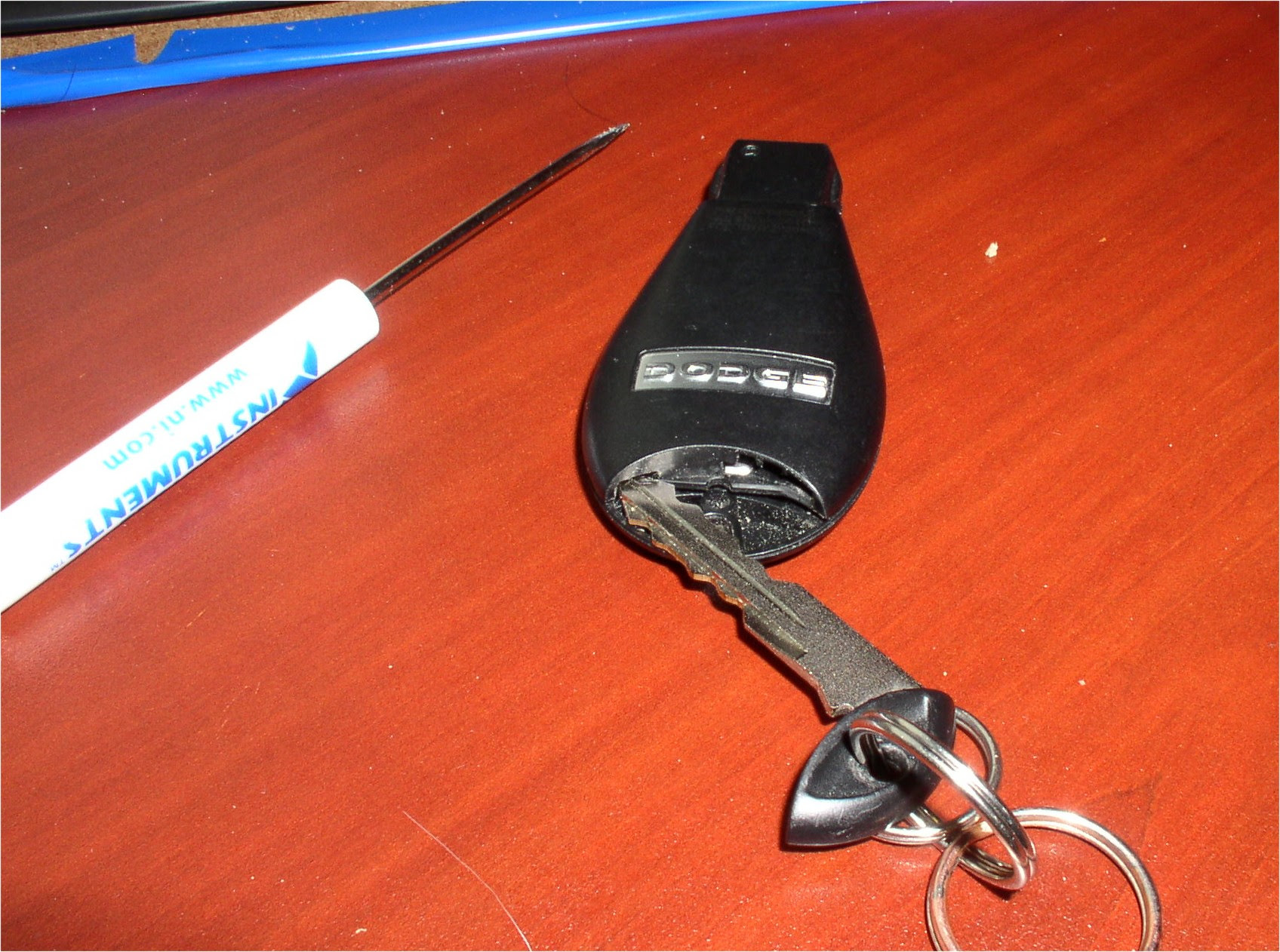 dodge challenger key battery fob jleslie48 low change srt8 offline