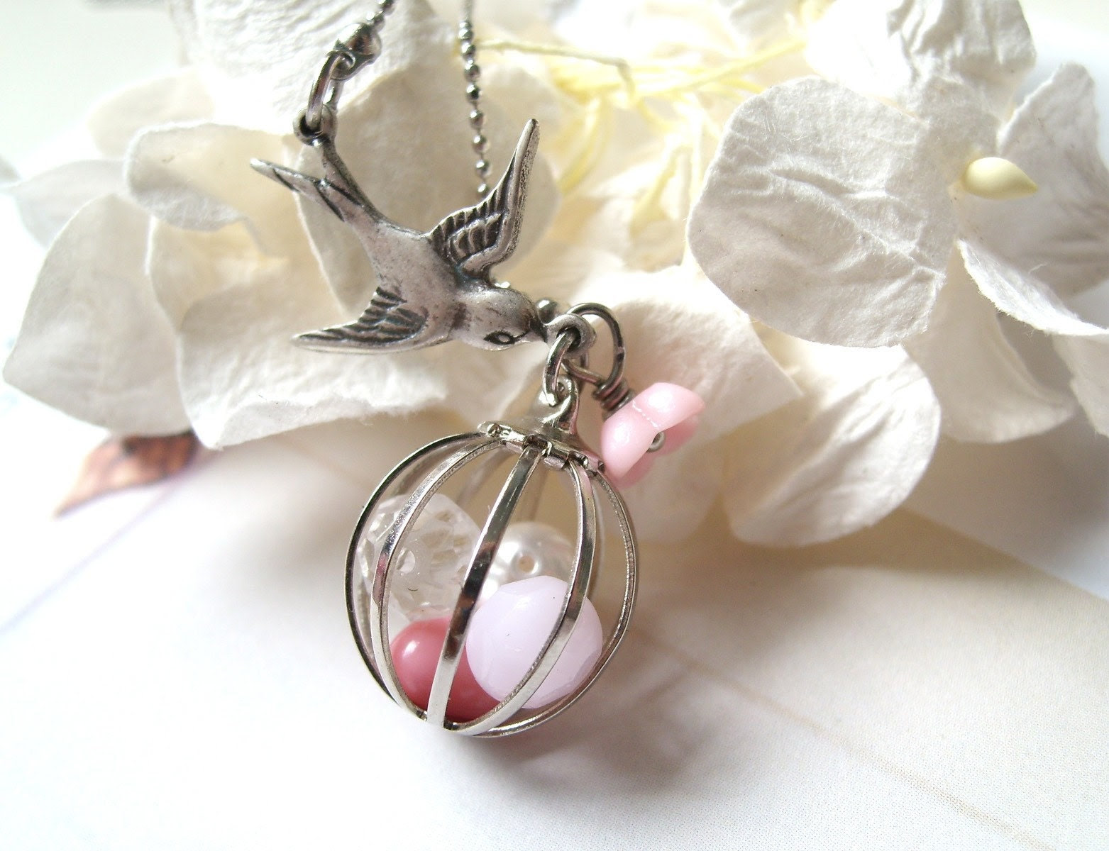 You captured my heart necklace. Heart, valentine, bird cage, crystal, pearl, swallow