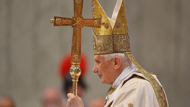 El Papa invita a los nuevos cardenales a «dar la vida por las personas amadas»