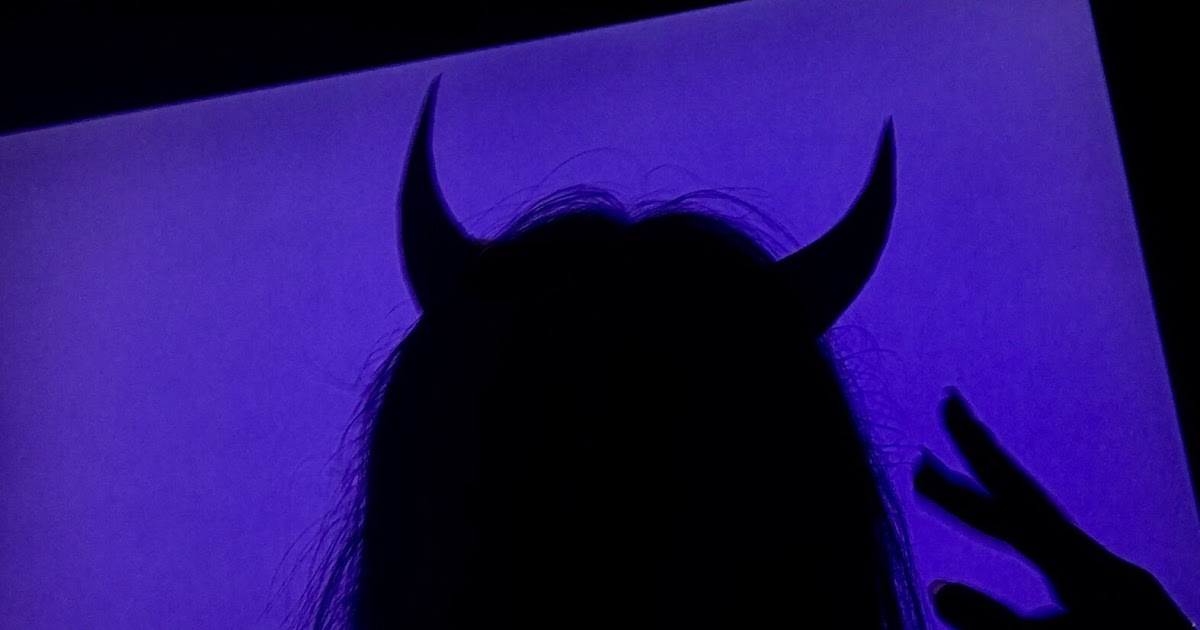 Purple Aesthetic Wallpaper Devil / Devil Girl Wallpaper Posted By John