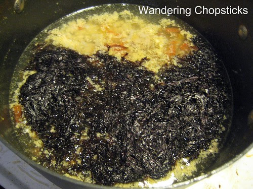 Canh Tao Rong Bien (Vietnamese Seaweed Soup) 6