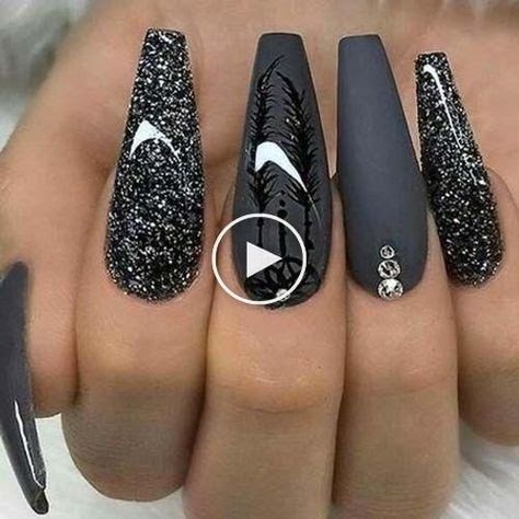 Nageldesign Babyboom Glitzer Nagel Design
