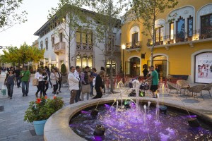 La Roca Village