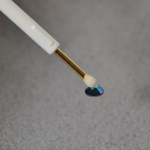 s24397 Tools - Magical Rhinestone Pick - (1)