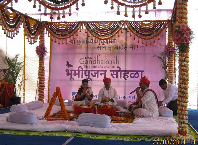 Ms. Priyadarshani & Mr. Ranjeet Kate, Director, Times Group - Bennett, Coleman & Co. Ltd., performed Bhoomi Poojan of DSK Gandhakosh Baner Pune