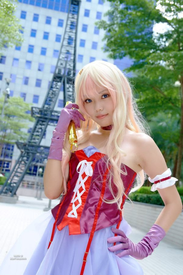 Montore Labib Joss Pretty Asian Girl Shows Us How To Cosplay