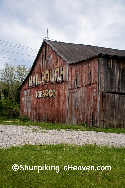 Red Mail Pouch Tobacco Barn, Adams County, Ohio