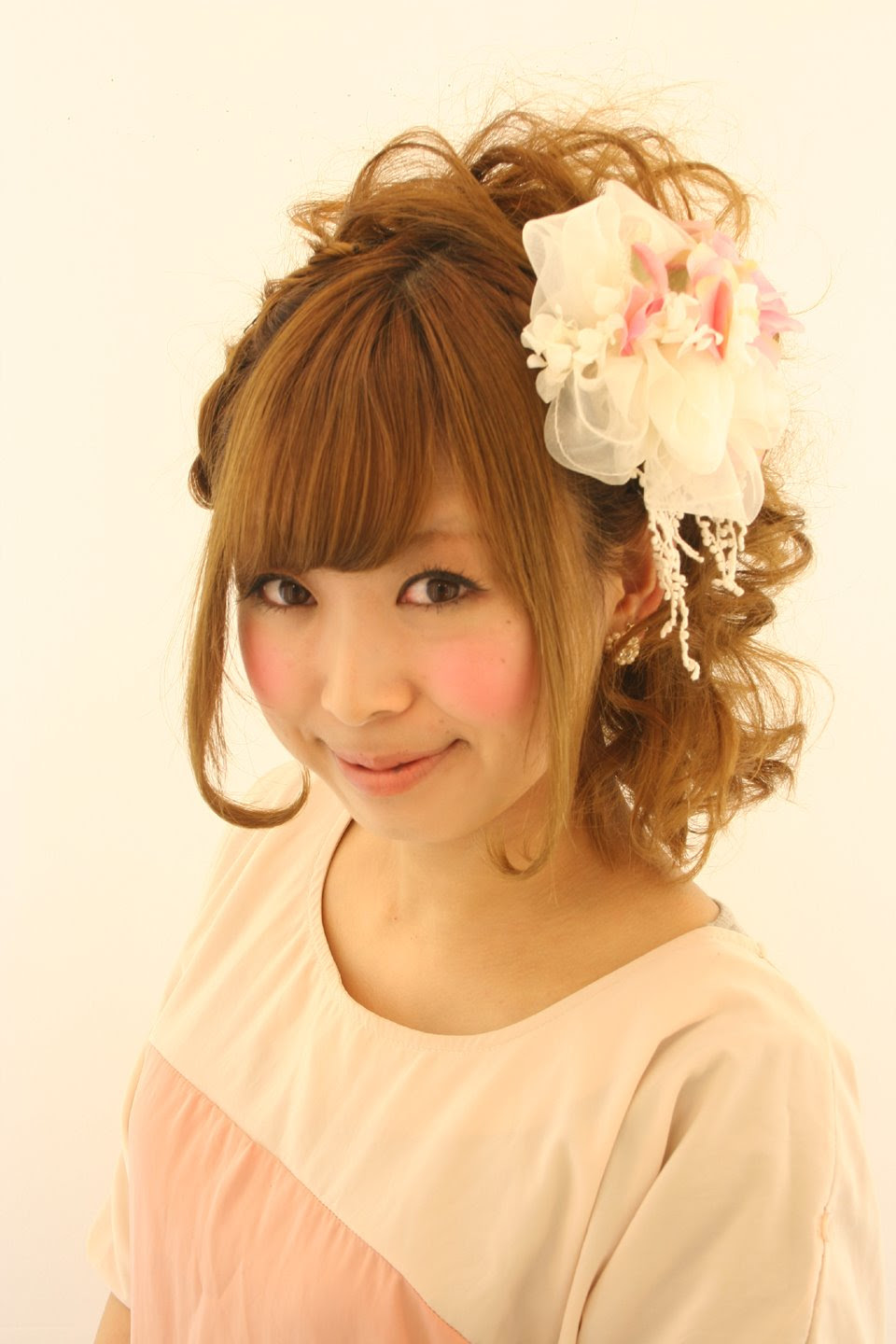 結婚式髪型【お呼ばれ・ゲスト】のヘアアレンジ集