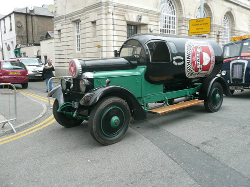 Daimler Bottle car 1923 on flickr.com by Terry Wha Daimler Bottle car 1923 on flickr.com by Terry Wha