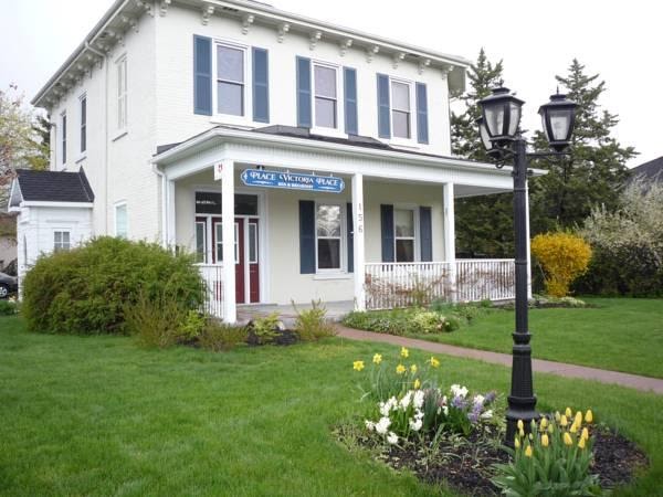 Place Victoria Place Bed & Breakfast - Best Hotels Online
