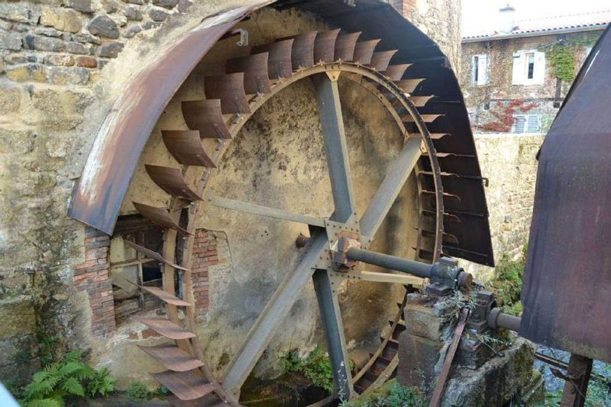 Image de Eau: Moulin A Eau Vendre